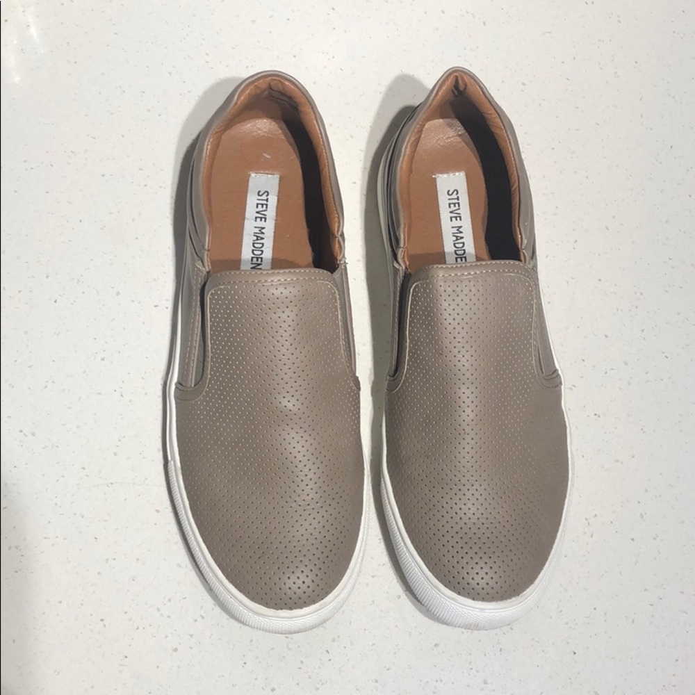 Steve Madden Sneakers